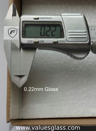 Épaisseur ultra mince résistant à l'acide en verre 0.22mm avec la transmittance légère élevée